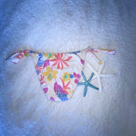 NWOT women's bikini bottom ,size L, full coverage - Picture 2 of 5